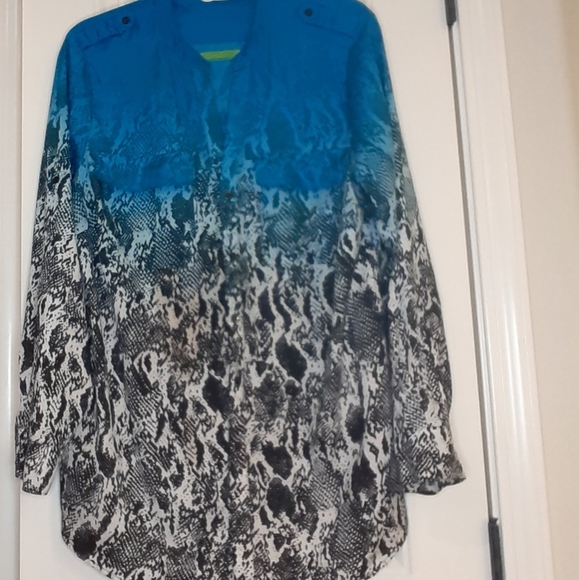 Blouse - Picture 1 of 4